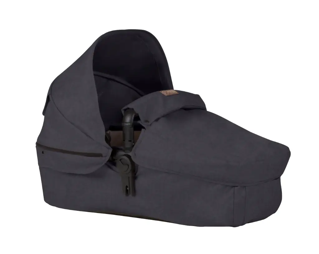 cosmopolitan carrycot