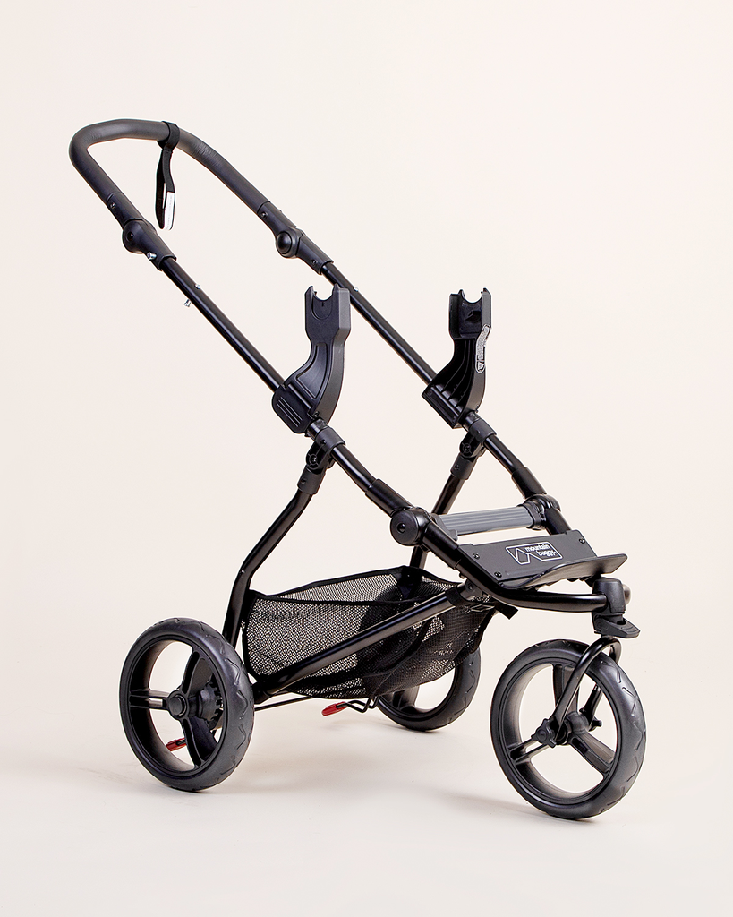 mountain-buggy-swift-buggy-clip25v2-onbuggy.webp
