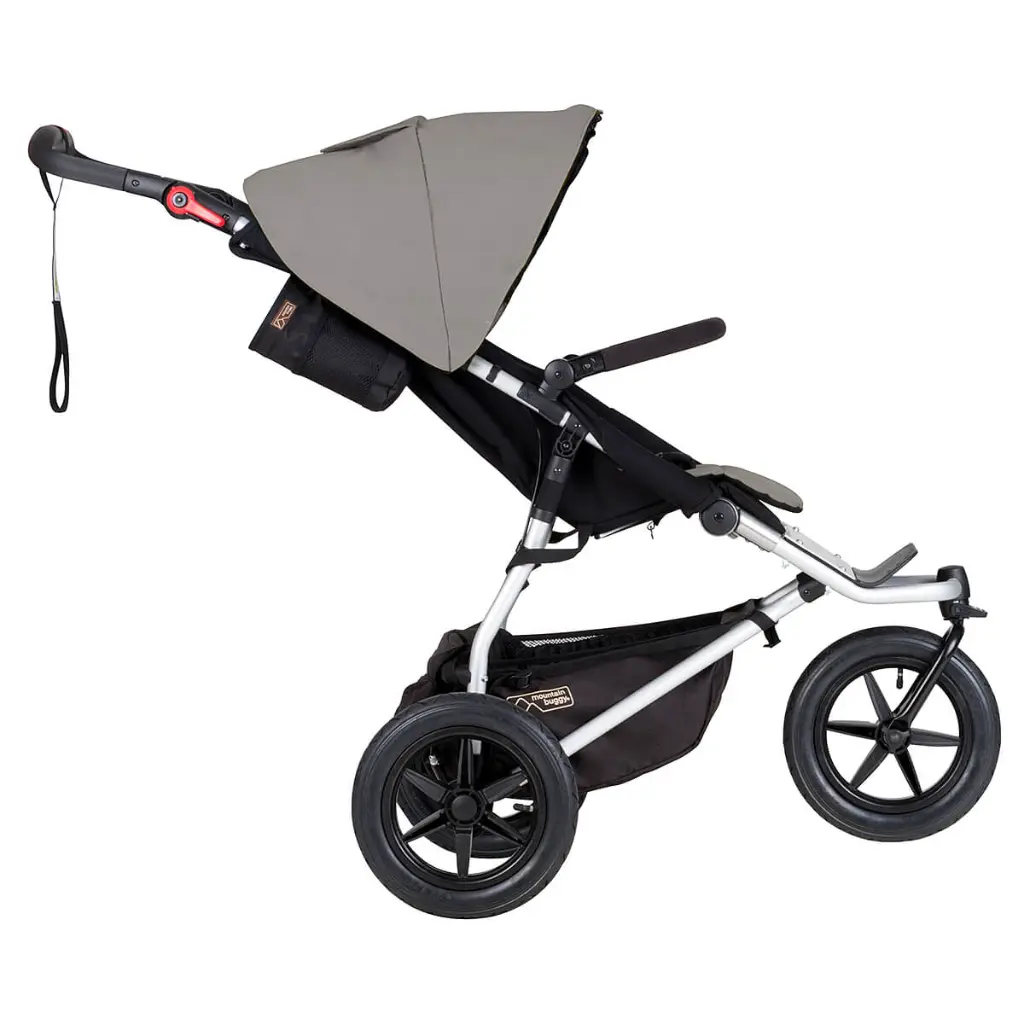 Mountain-Buggy-silver-colour-urban-jungle-buggy-can-get-up-curb-easily.webp