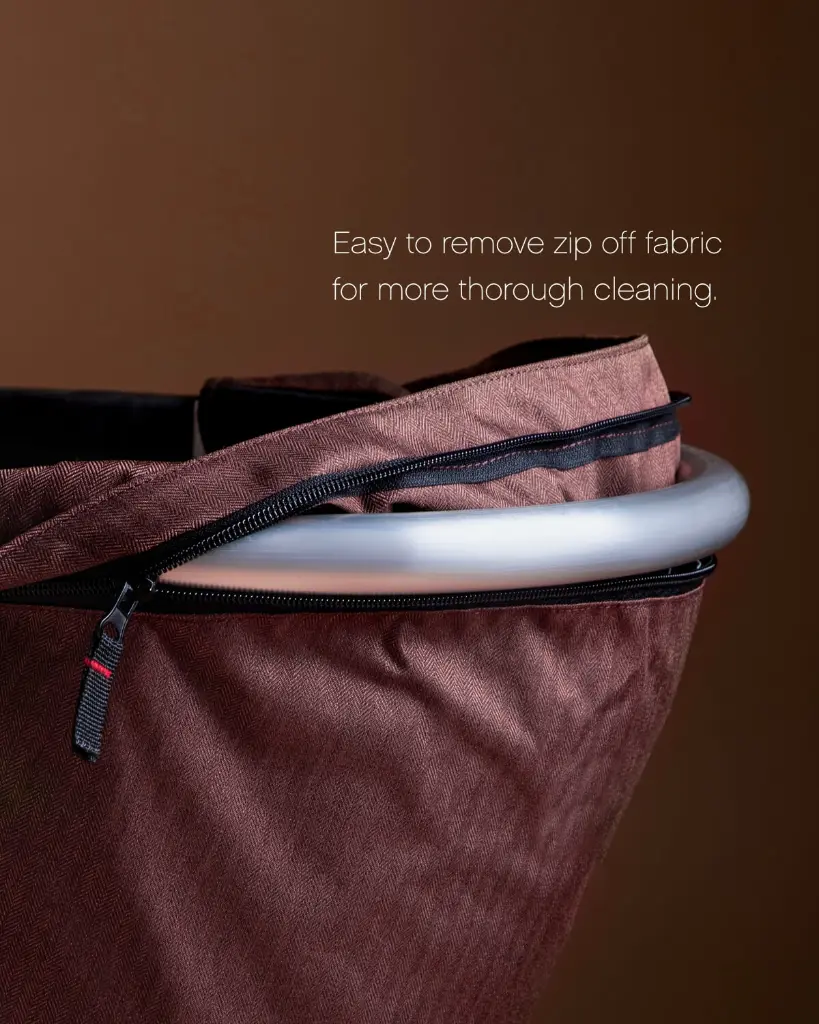 mountain-buggy-pod heritage-zip-off-fabric-for-cleaning.webp
