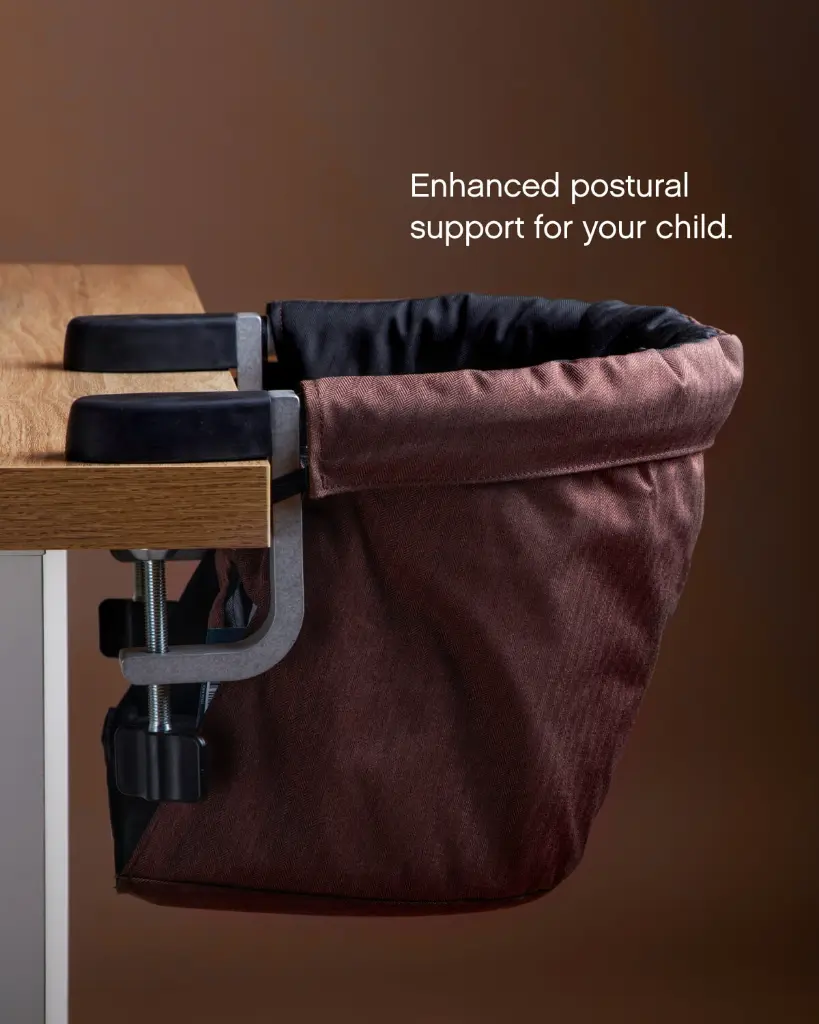 mountain-buggy-pod-highchair-detail-enhanced postural support-mustang.webp